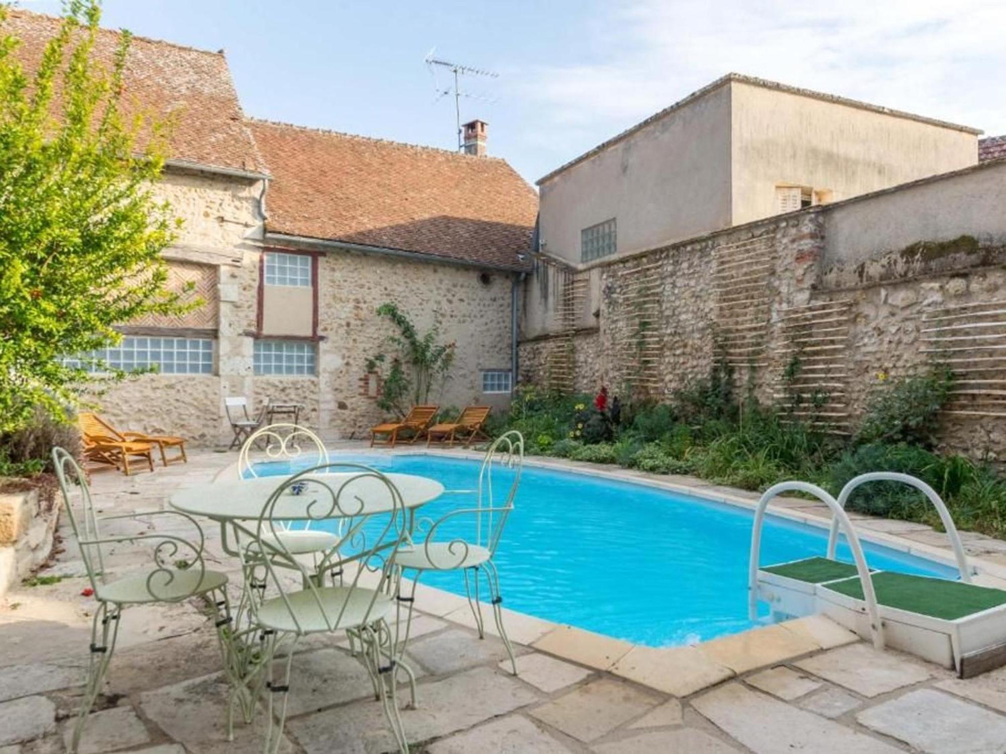 Chambre Double Avec Piscine Et Table D'Hotes Pres De La Loire - Fr-1-590-466 Bed and Breakfast Ousson-sur-Loire Esterno foto