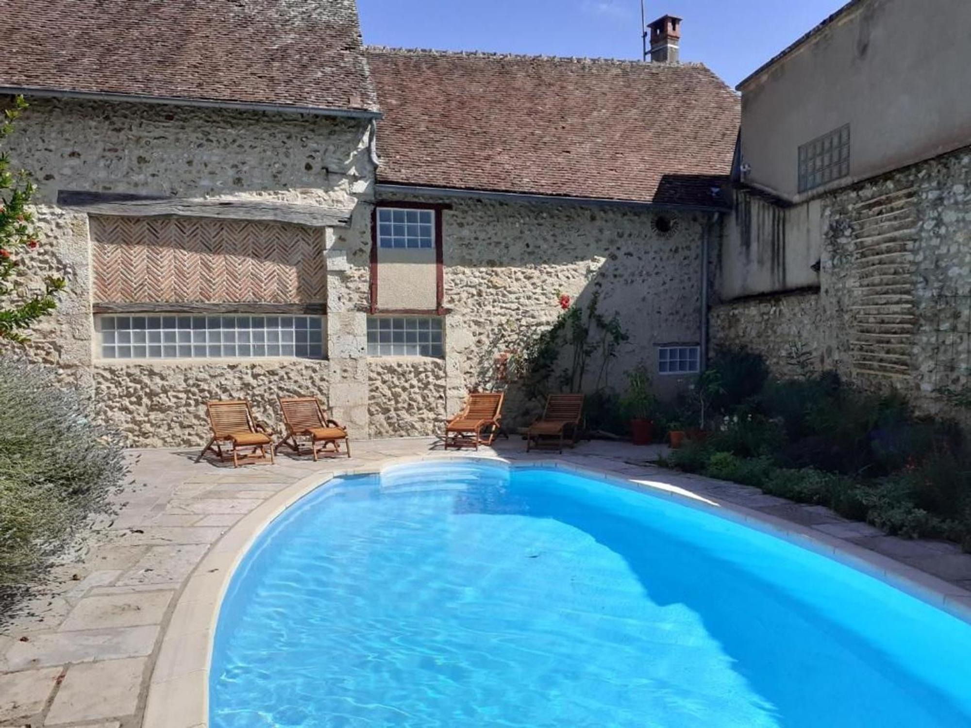 Chambre Double Avec Piscine Et Table D'Hotes Pres De La Loire - Fr-1-590-466 Bed and Breakfast Ousson-sur-Loire Esterno foto